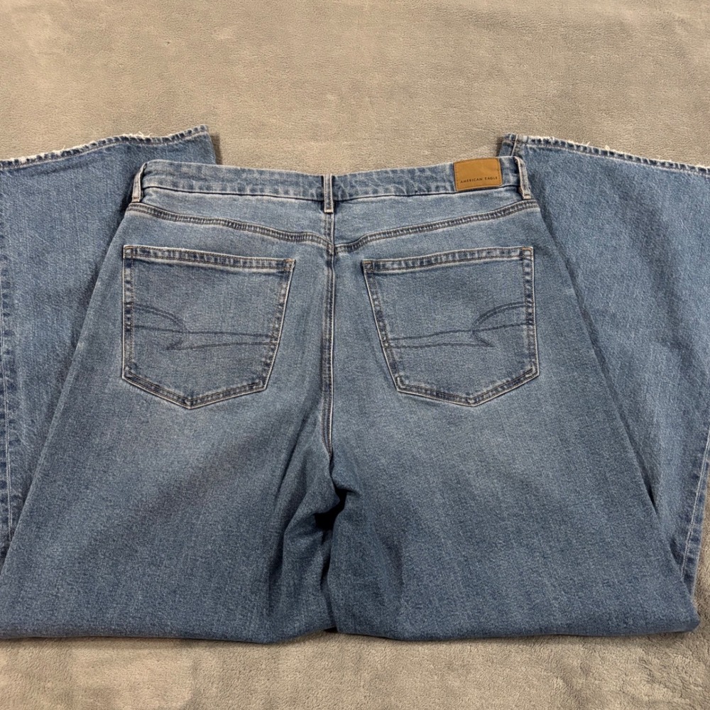 American Eagle Curvy Super High-Rise Baggy Straight Jeans Blue Strigid Size 14